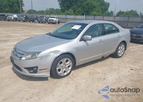 2010 Ford Fusion Se z USA, uszkodzony, nr VIN 3FAHP0HG5AR120951